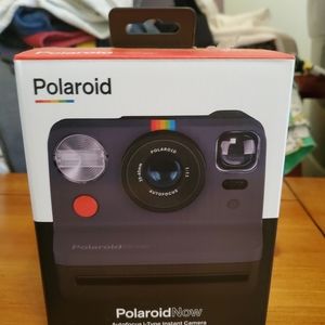 PolaroidNow i-type instant camera
